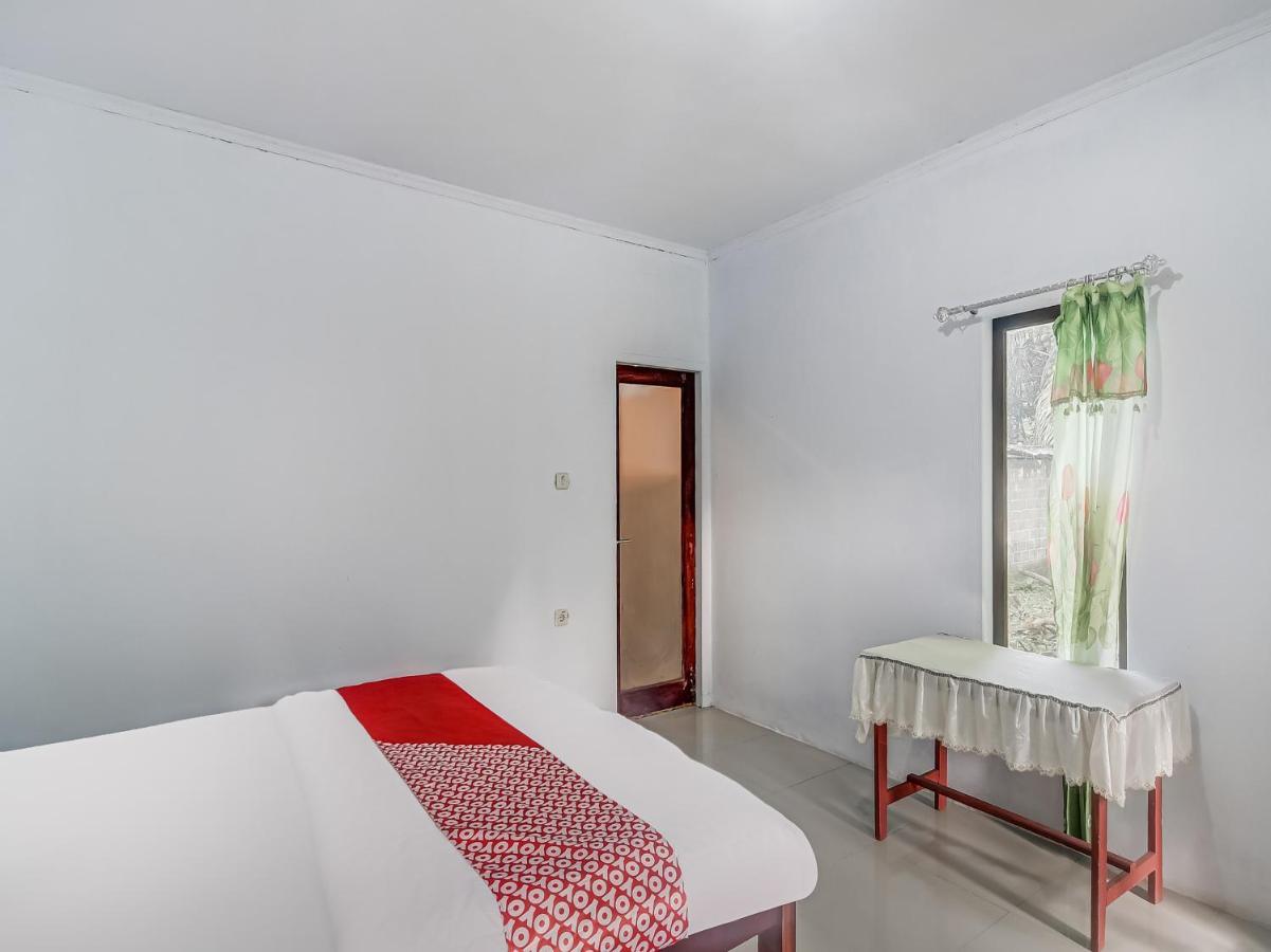 Oyo 90988 Tangkoko Jungle Homestay Rinondoran Extérieur photo